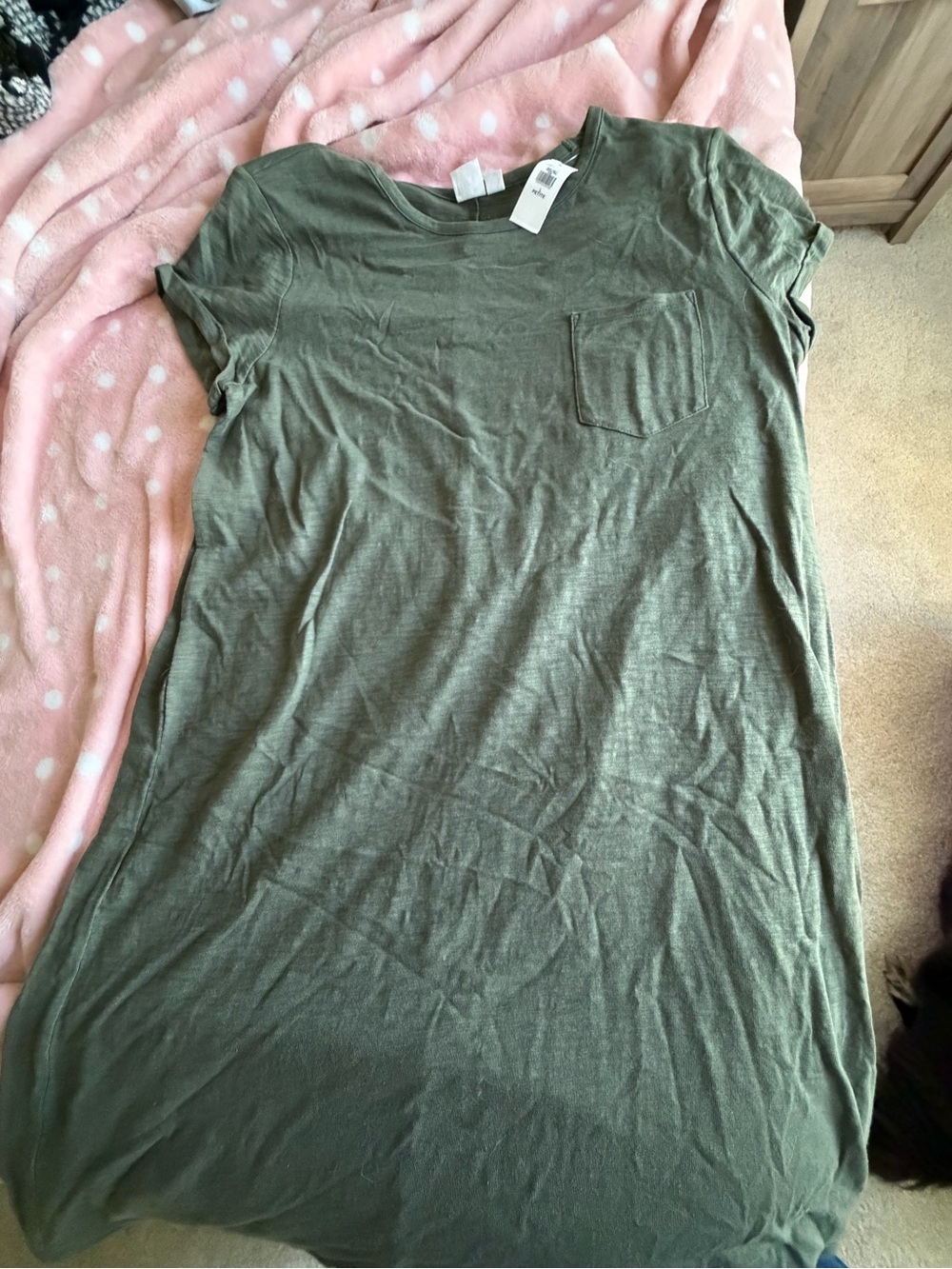 GAP Olive Green Petite Crewneck Tee